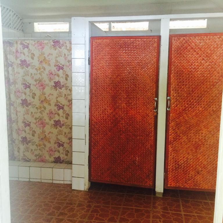 Vacations Beach Fale Hotel Manase Room photo