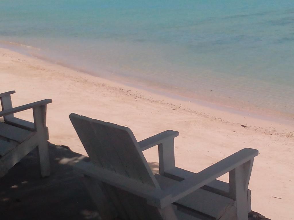 Vacations Beach Fale Hotel Manase Exterior photo