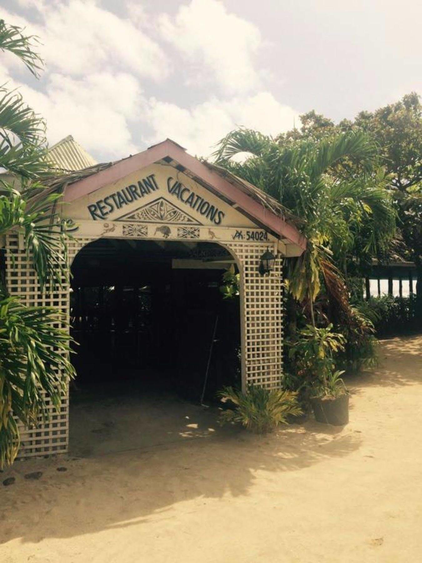 Vacations Beach Fale Hotel Manase Exterior photo